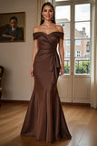 Brun Off The Shoulder Sjöjungfru Satin Formell Klänning Med Draperad Rosett