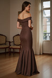 Brun Off The Shoulder Sjöjungfru Satin Formell Klänning Med Draperad Rosett