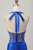 Royal Blue Bodycon Halter Backless Satin Kort Balklänning med Strass