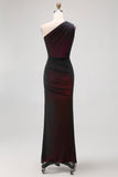 One Shoulder Black Pink Sheath Lång brudtärna klänning med slits