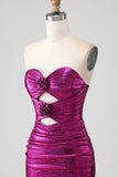 Metallisk fuchsia sjöjungfru axelbandslös utklippt 3D-blommor lång balklänning med slits