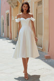 Off the Shoulder Vit En linje Satin Midi Bröllopsklänning