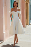 Off The Shoulder Vit En linje Midi Bröllopsklänning