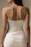 Ivory Sweetheart Bodycon veckad kort brudklänning