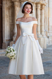 Off-the-shoulder vit korsett A Line Midi brudklänning med rosetter