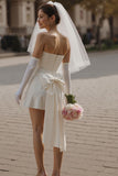 Sweetheart Ivory Bodycon kort brudklänning (utan handskar)
