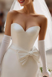Sweetheart Ivory Bodycon kort brudklänning (utan handskar)