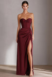 Burgundy Sweetheart Sheath Lång satinkllänning med slits