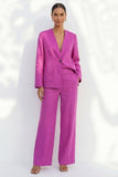 Fuchsia V-ringad satin lång damkostym med en knapp