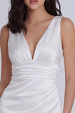 Elfenbensfärgad V-ringad satin, Bodycon Kort examensklänning