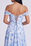 Off-the-shoulder blå blommig A-linje formell klänning med slits