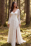 Ivory lace A-linje långärmad brudklänning med slits