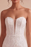 Sweetheart White Floral Bodycon brudduschklänning